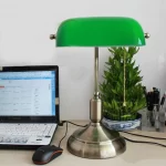 GlassWorld Retro Home Classic Green Bankers Table Lamp with Glass Shade and Brass Base - Image 3