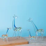 GlassWorld Glass Handicraft Giraffe Family Set of 4 pieces Glass Home Decor